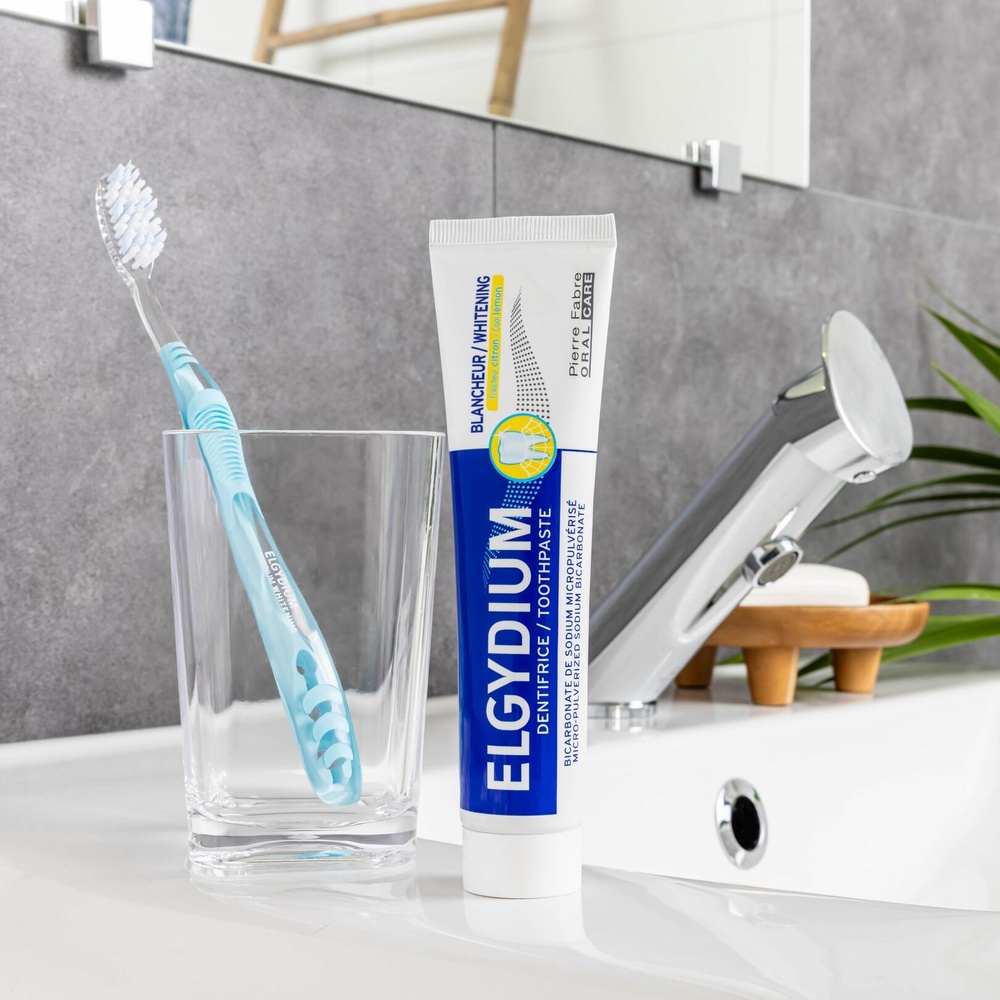 ELGYDIUM – Brosse à Dents Blancheur Souple – 1u 1