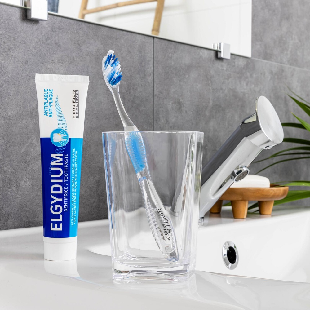 ELGYDIUM – Brosse à Dents Diffusion Medium – 1u 1
