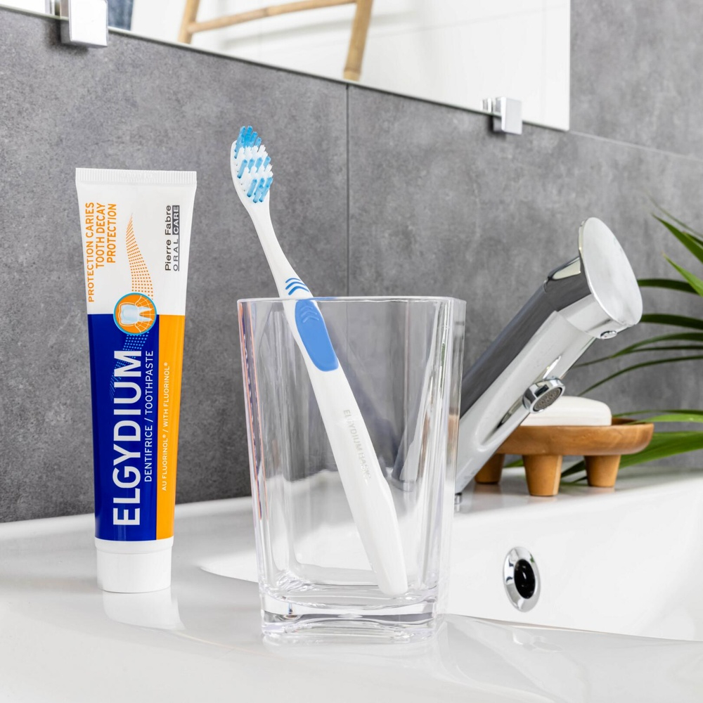 ELGYDIUM – Brosse à Dents Basic Medium – 1u 1