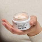 SENSILIS – Upgrade Night Cream Crème de Nuit Traitement Fermeté – 50ml 1